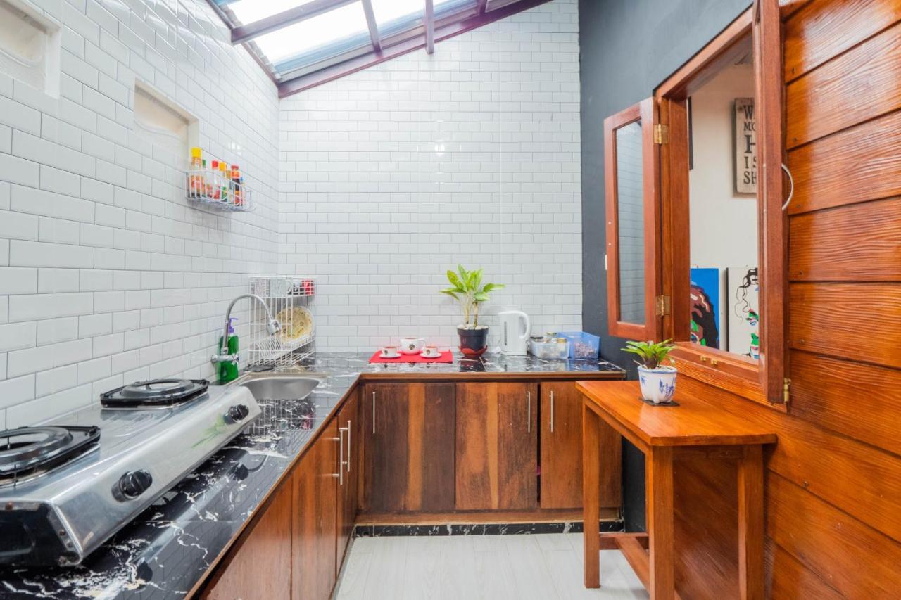 Rumah Kayu Sulawesi Antique Bedugul  Ngoại thất bức ảnh
